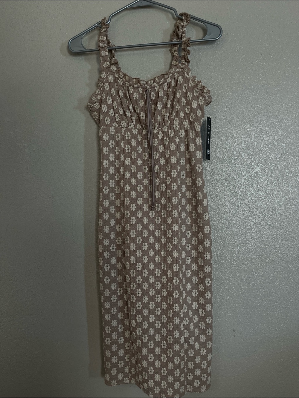 NWT Floral Smocked Midi Dress in Dusty Rose - Picture 2 of 8